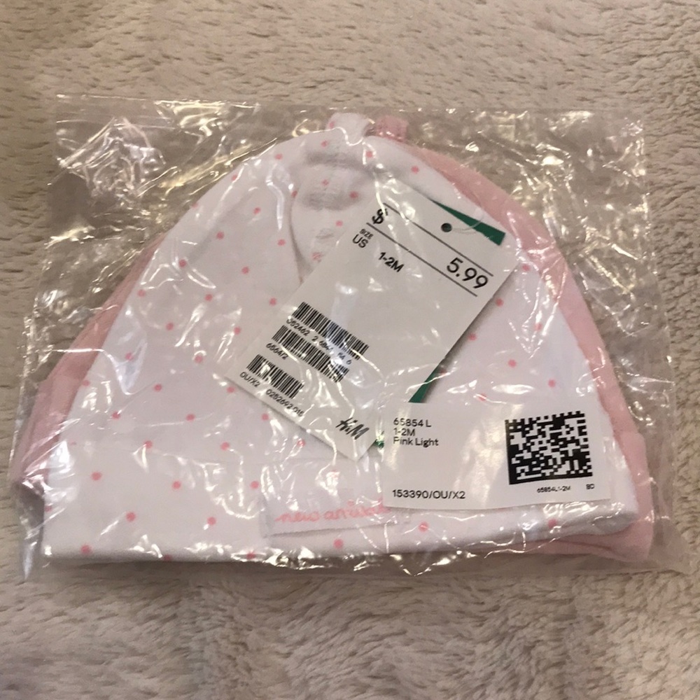 Baby hats pack of 2